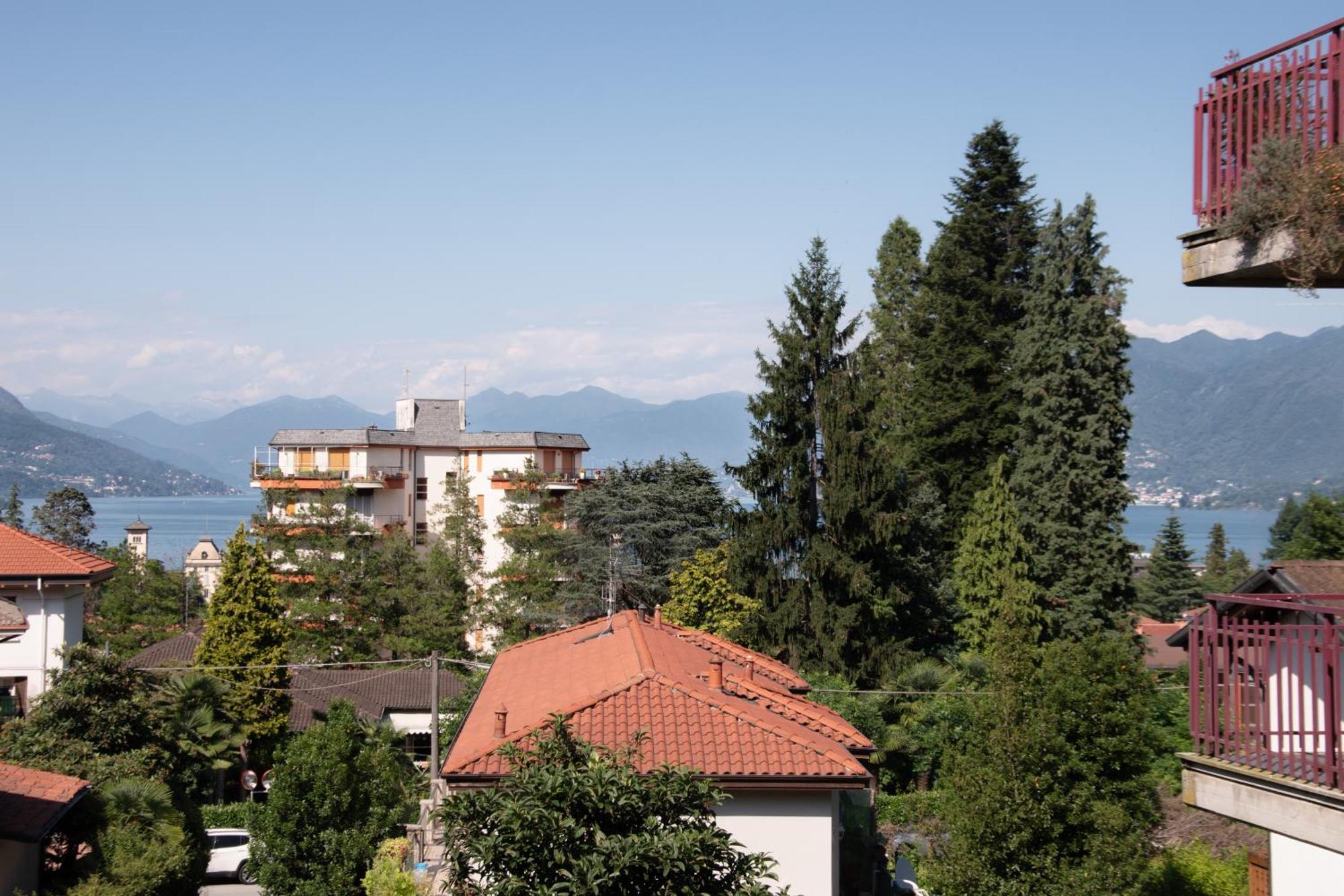 Marnhouse Stresa Lake View Екстер'єр фото